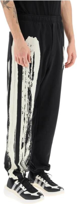 Y-3 sweat pants featuring paint effect print and patch logo Y 3, Zwart, Heren