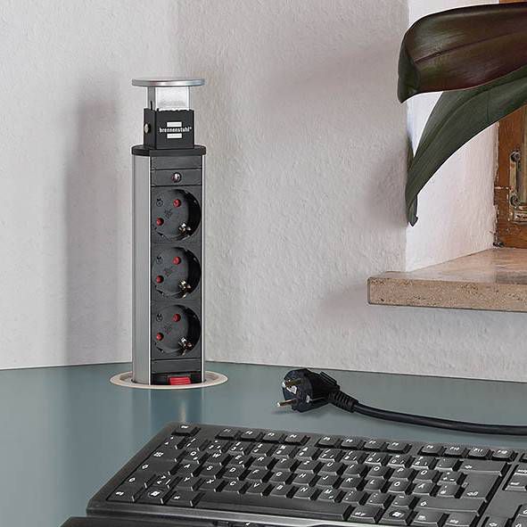 Brennenstuhl Tower Power stekkerdoos met USB Stekkerdoos